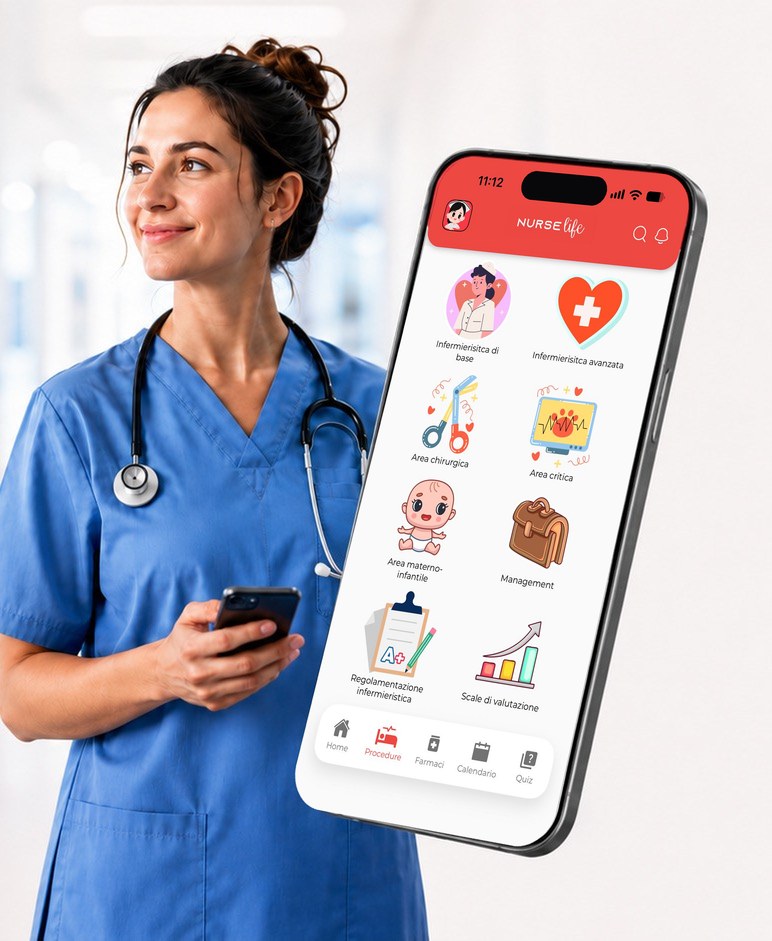 Infermiera con l'app NurseLife sul telefono